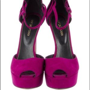 Sergio Rossi Suede D’Orsay Pumps size 6.5